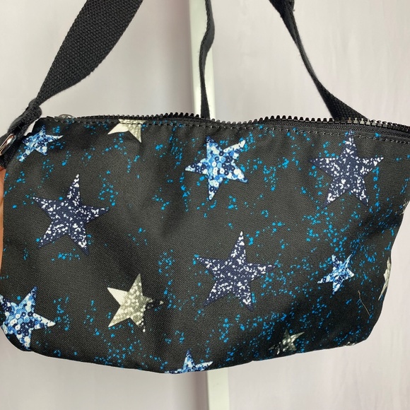Kipling Presto Up Waistpack Black and Blue Star Print - Picture 10 of 12